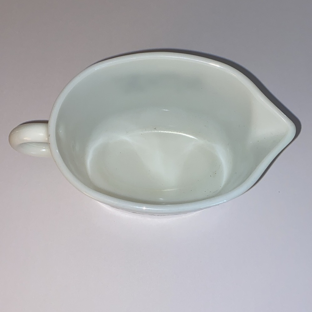Vintage Pyrex Gravy Boat, Corelle Compatible, Spring Blossom Pattern Green&White - Picture 5 of 5